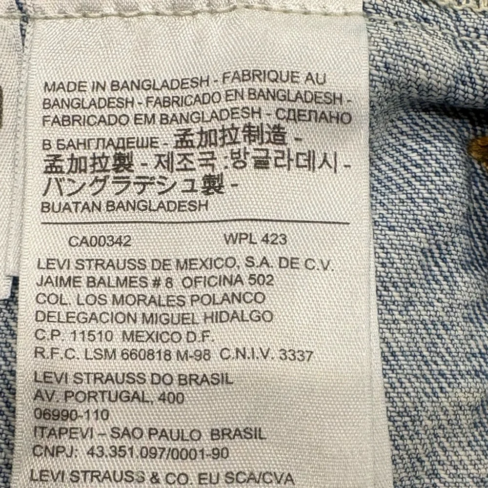 Levi's Light Wash Denim Jean Jacket M - Picture 7 of 8